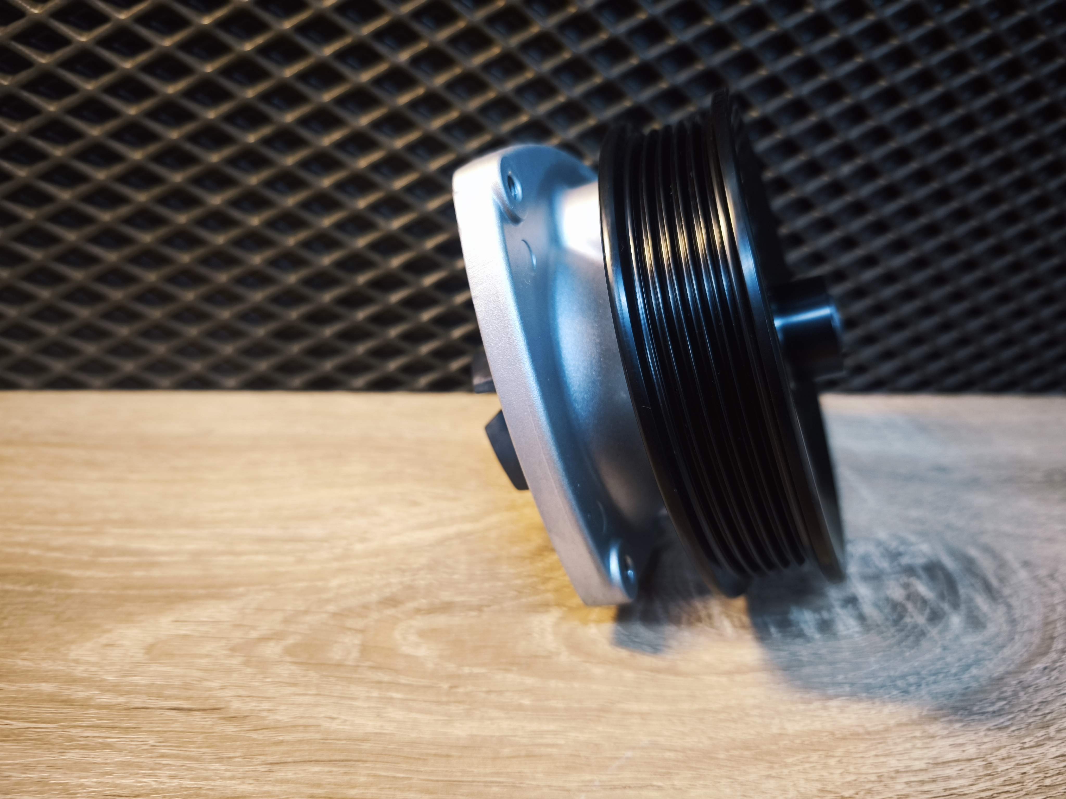 Водяной насос INA GM 2.0 T A20NFT D20NFT