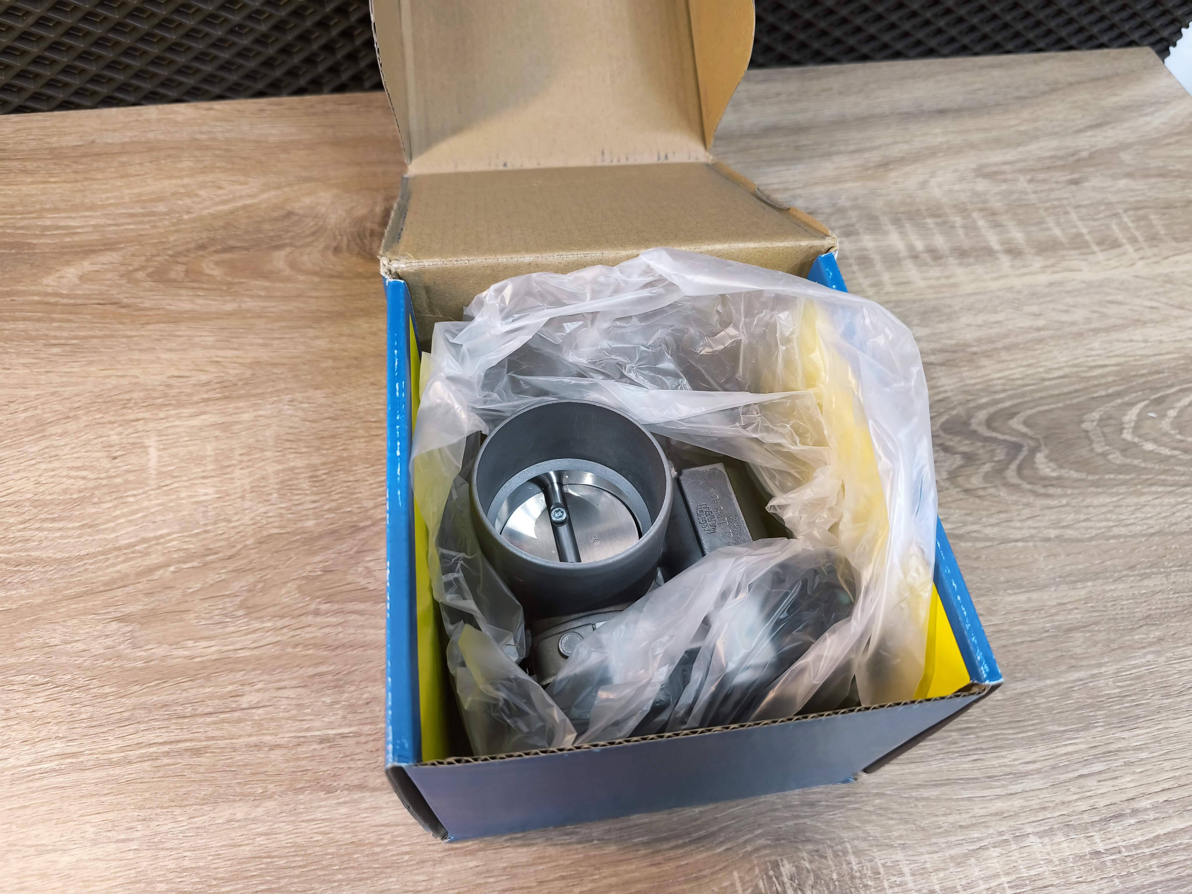 Дроссельная заслонка VAG 1.6 CFNA  VW Polo  Jetta Skoda Rapid Roomster