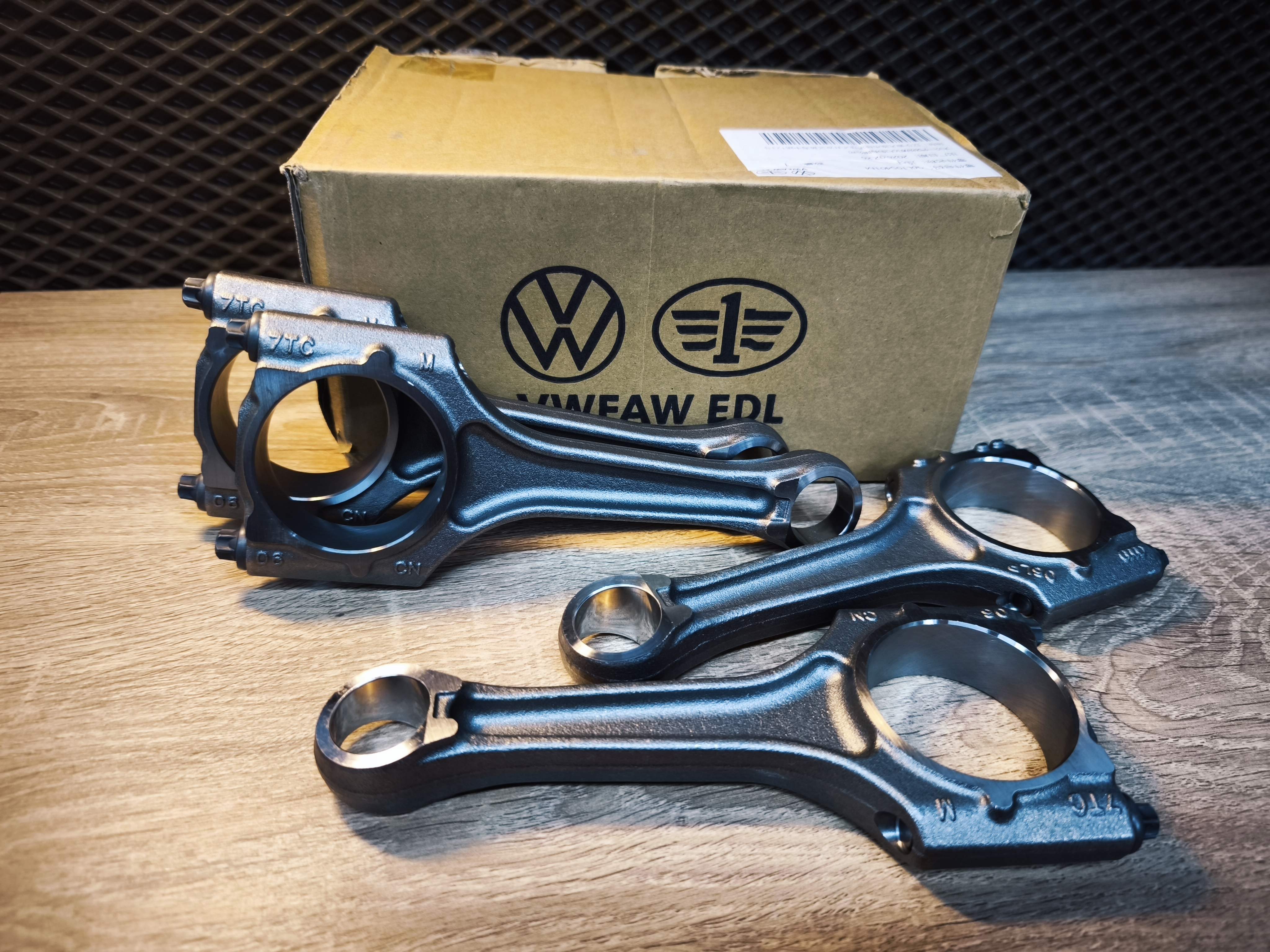 Комплект шатунов VAG GEN 2 3 2.0T