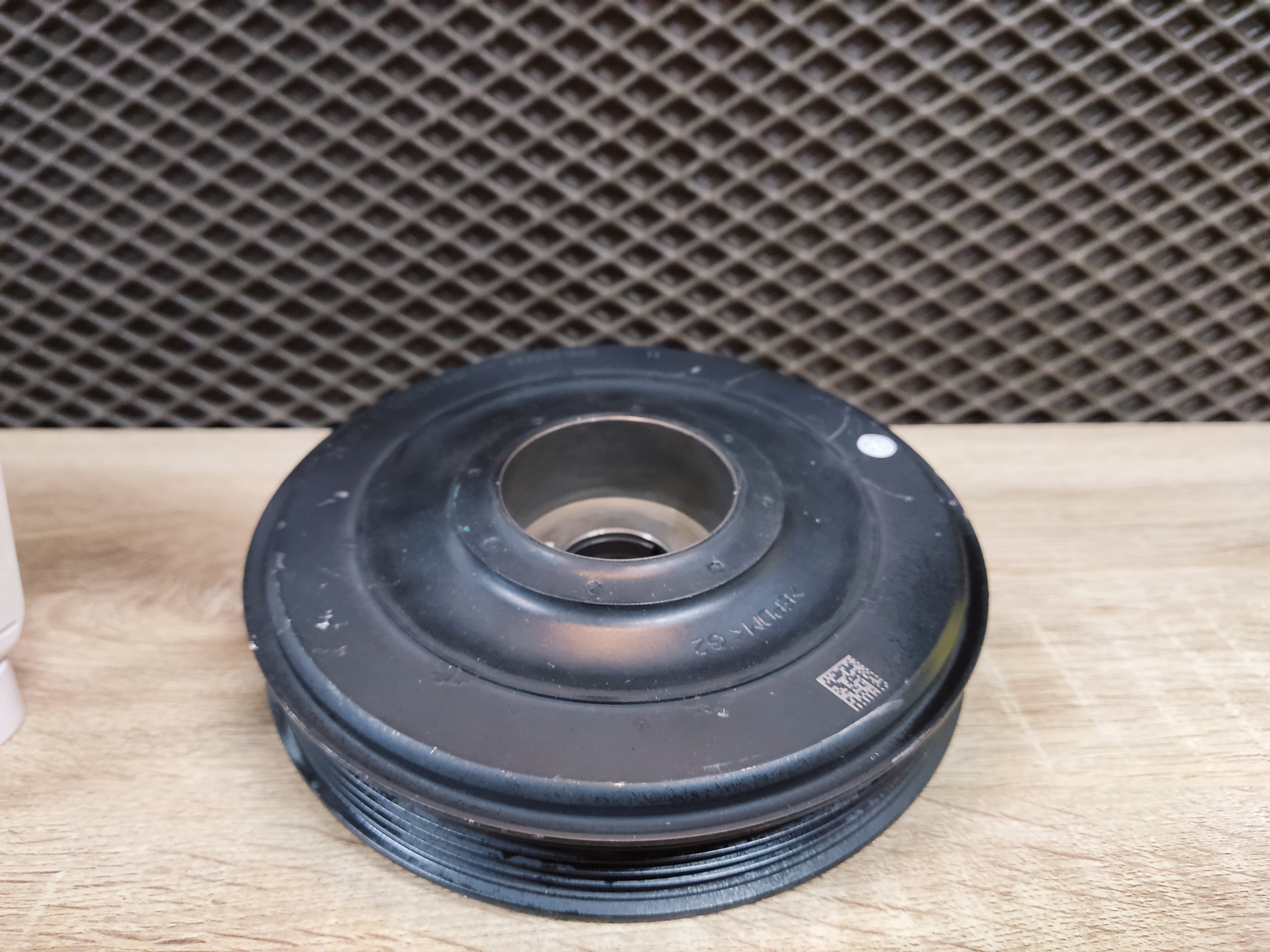 Шкив коленвала MERCEDES-BENZ A2820350900