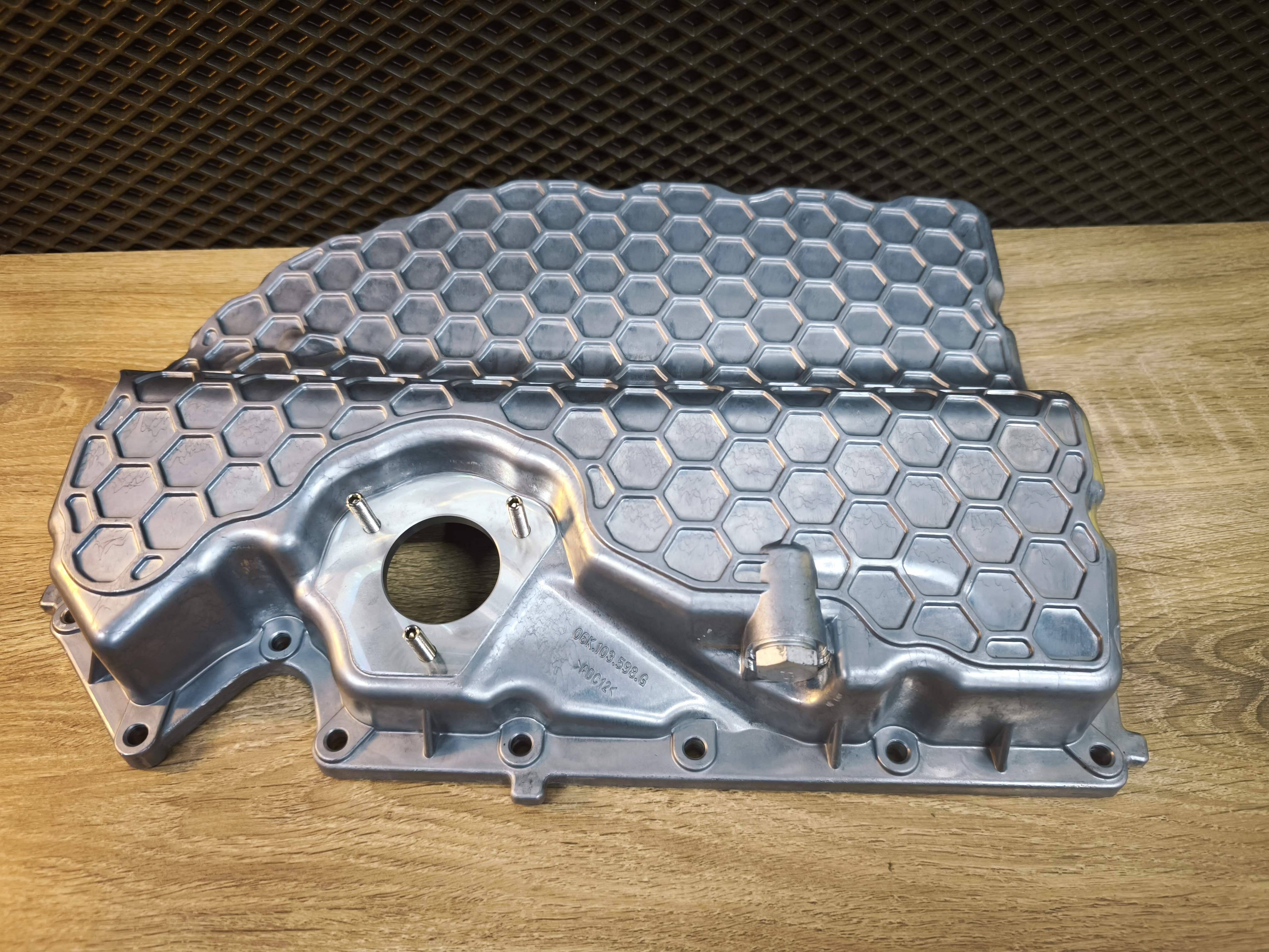 Поддон Audi GEN3 для полного привода 06L103600F   FVW