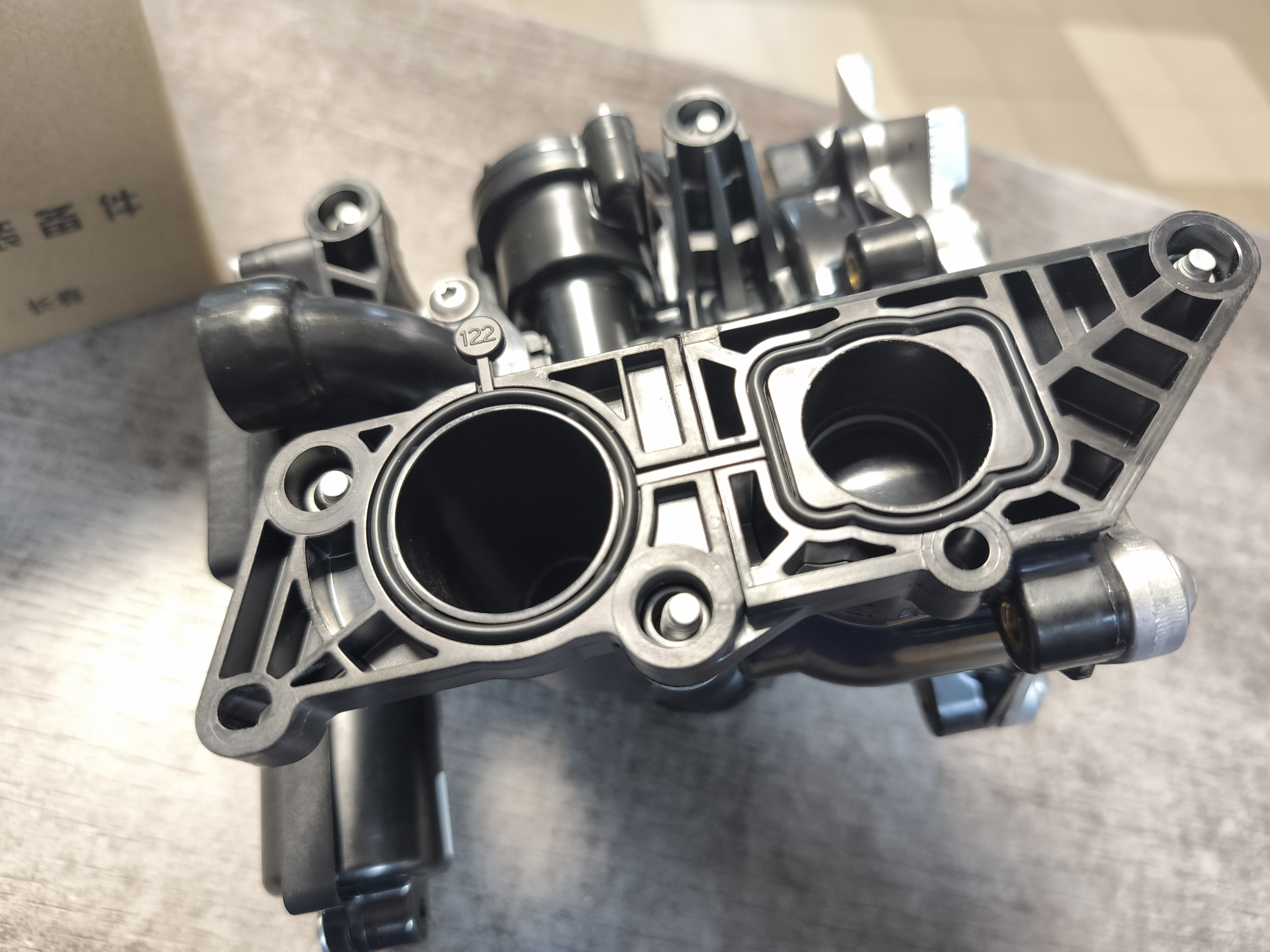Помпа в сборе с термостатом VAG GEN 3 1.8-2.0T FAW SAIC EDL