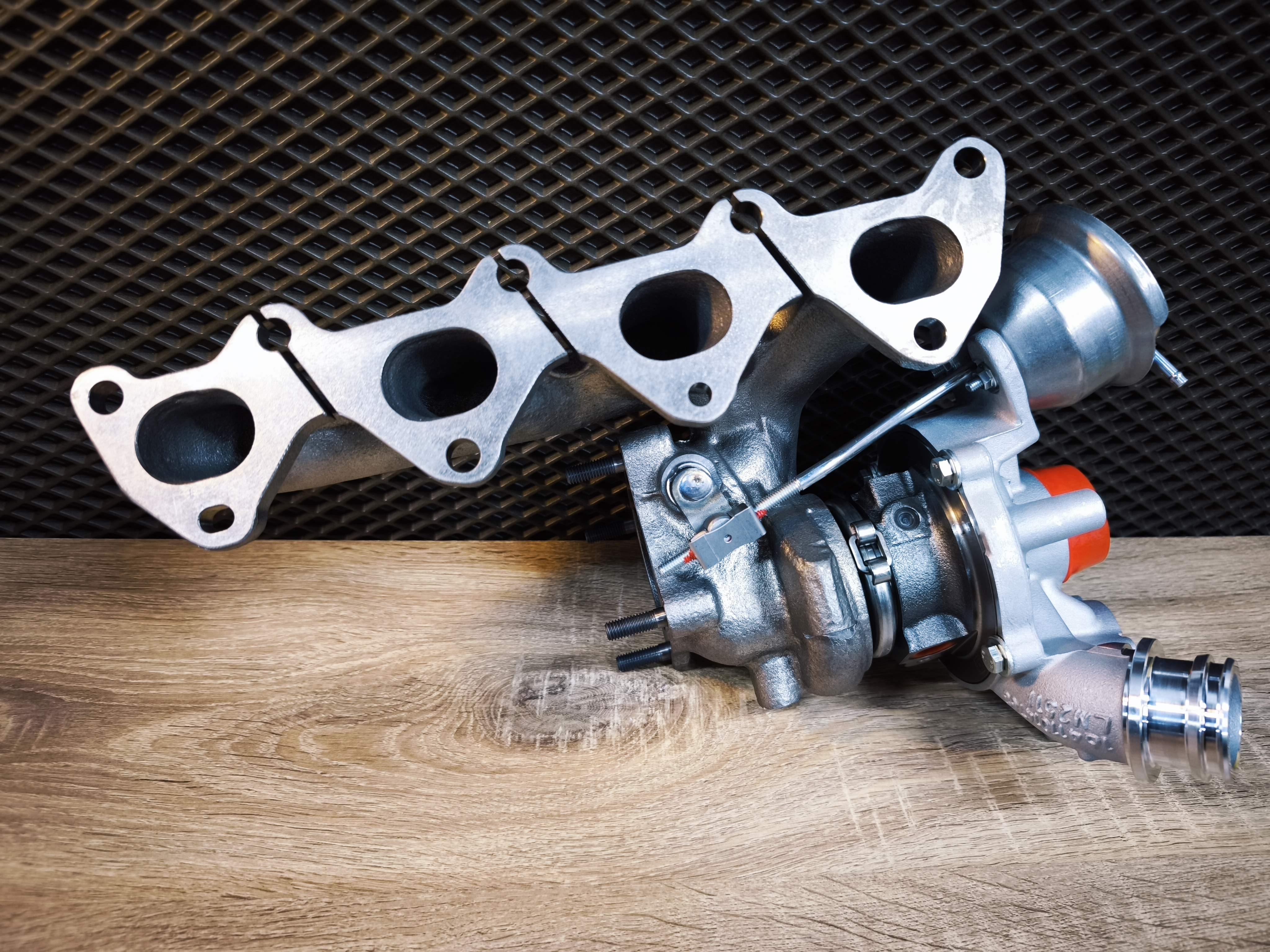 Турбонагнетатель  Borgwarner  VAG EA111 1.4 CAXA CAXC CMSB
