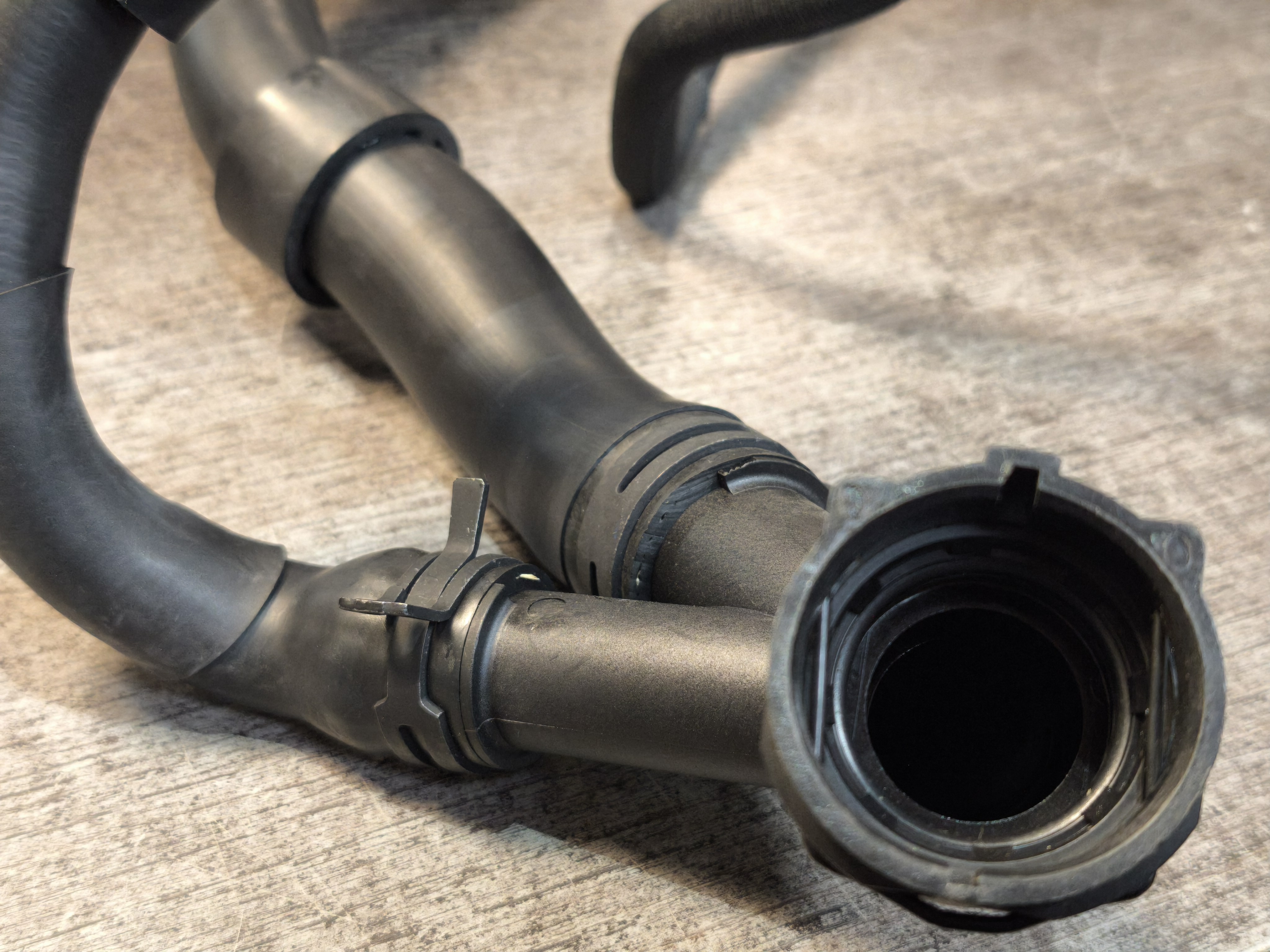 Патрубок Охлаждения GEN 3