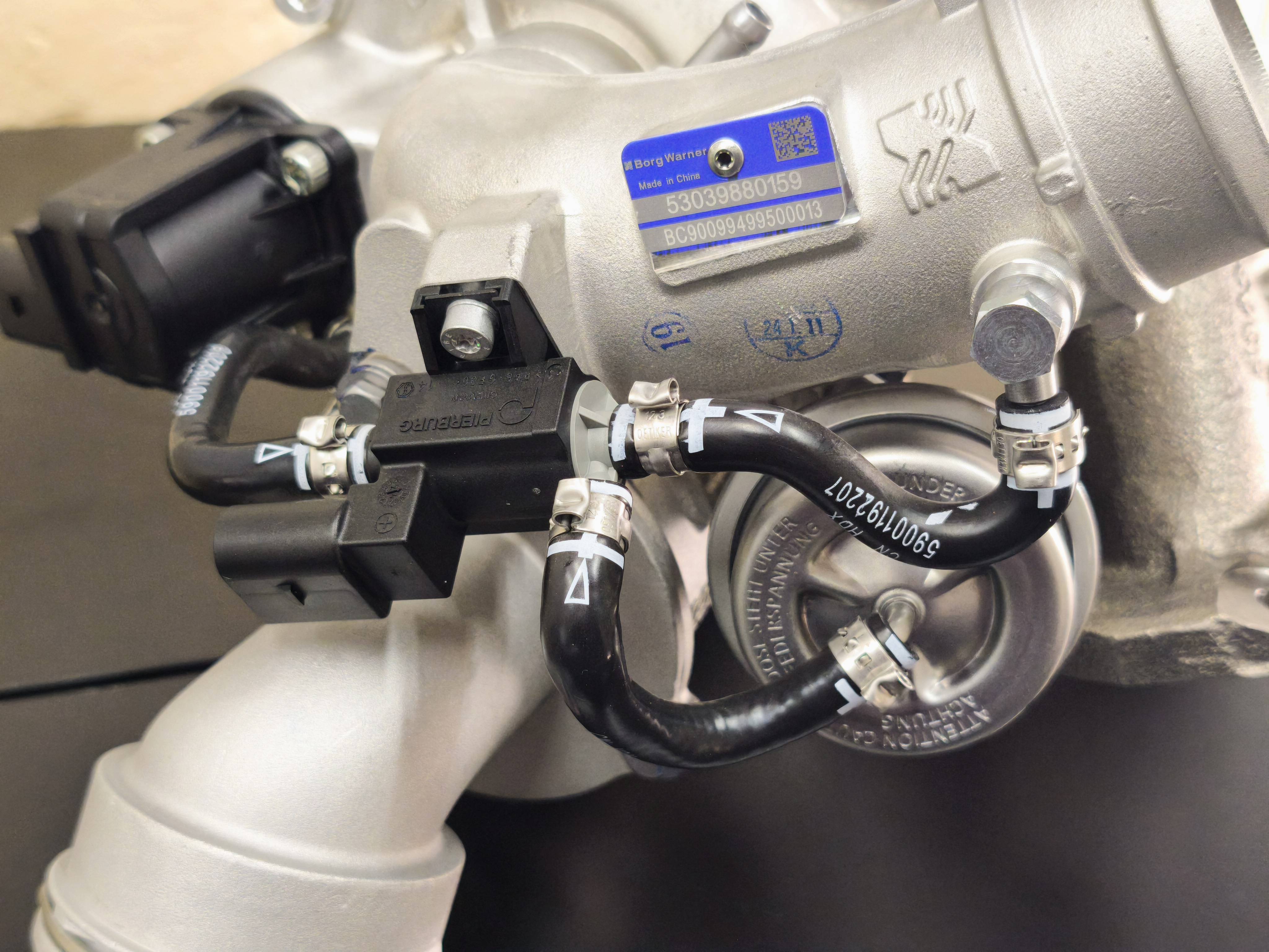 НОВАЯ Турбина Borgwarner  1.8 TSI CDAB CDAA BZB EA888