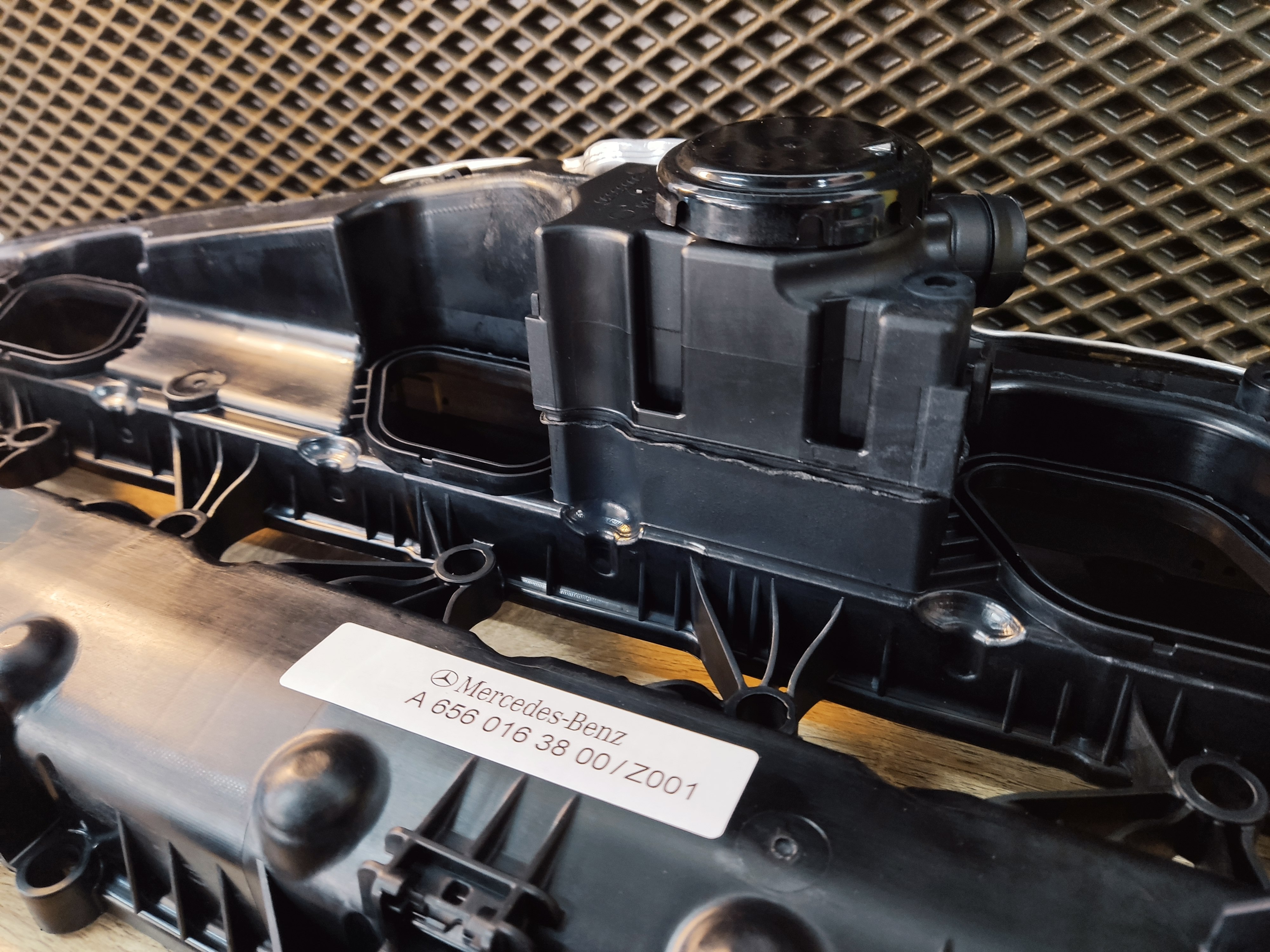 Клапанная крышка MERCEDES-BENZ GERMANY M656