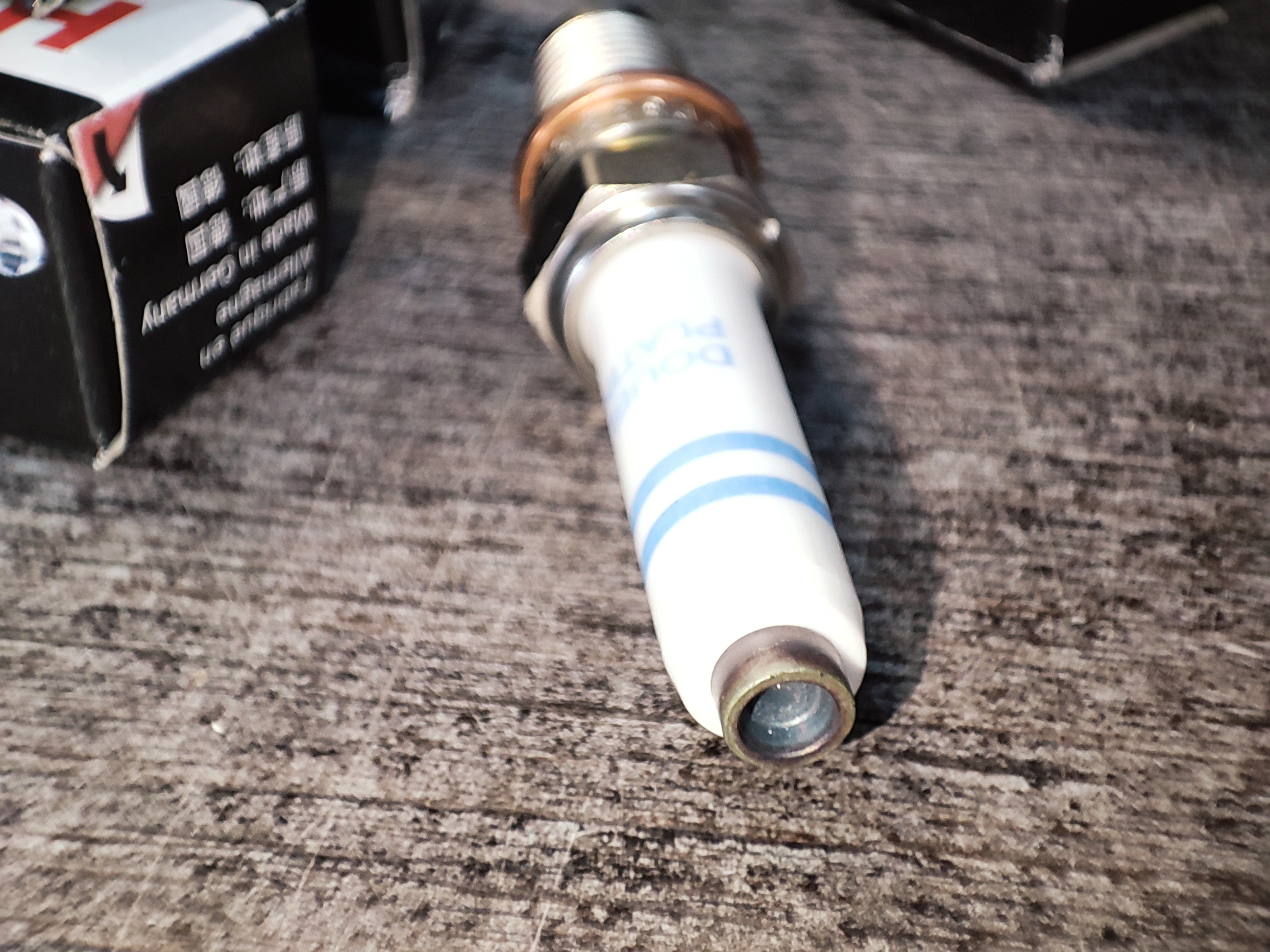 Cвеча зажигания BOSCH Gen3 1.4 Т EA211 VAG