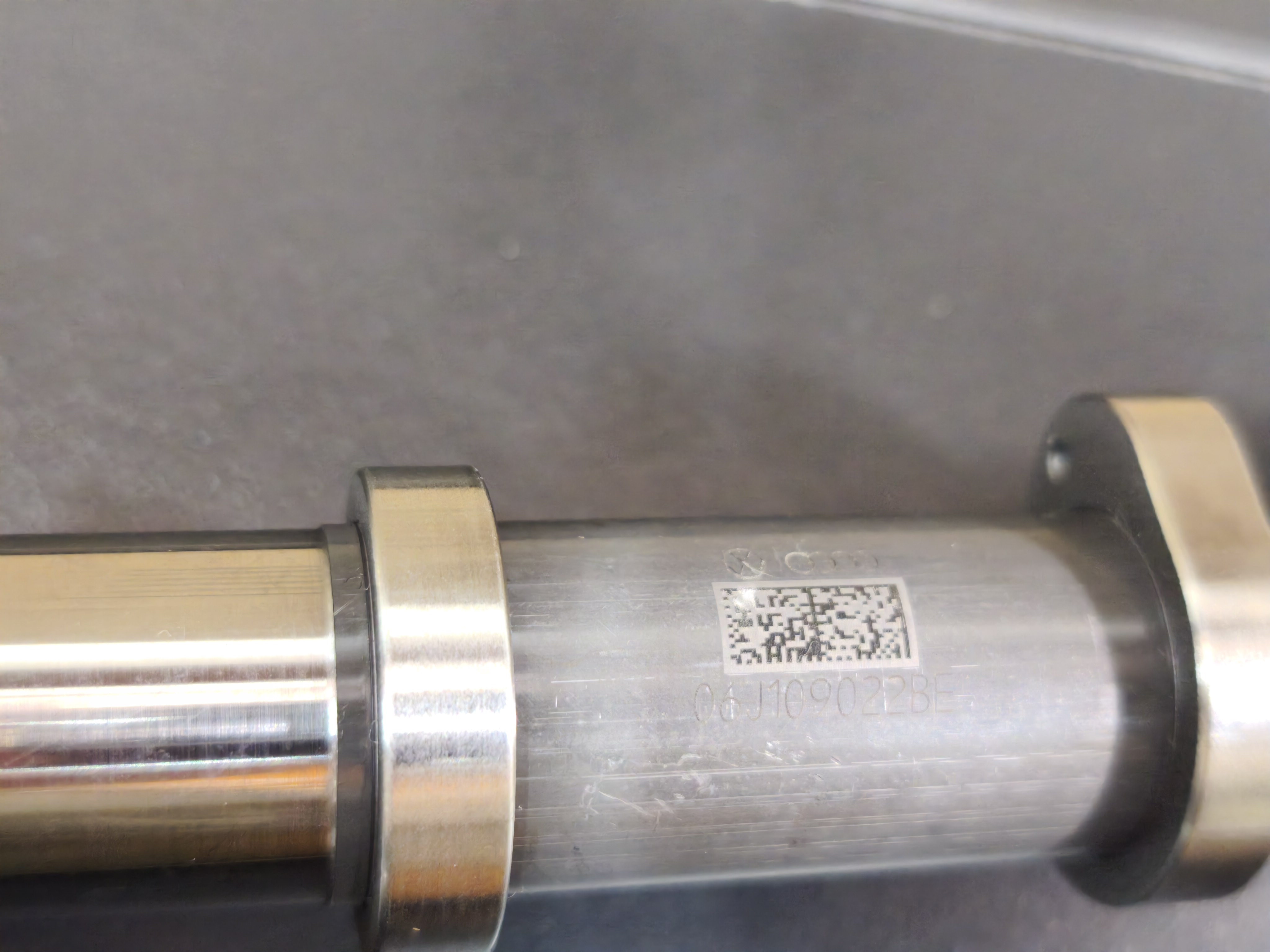 OEM Распредвал выпускной czpa 06L109022AC OEM 06J109022BE