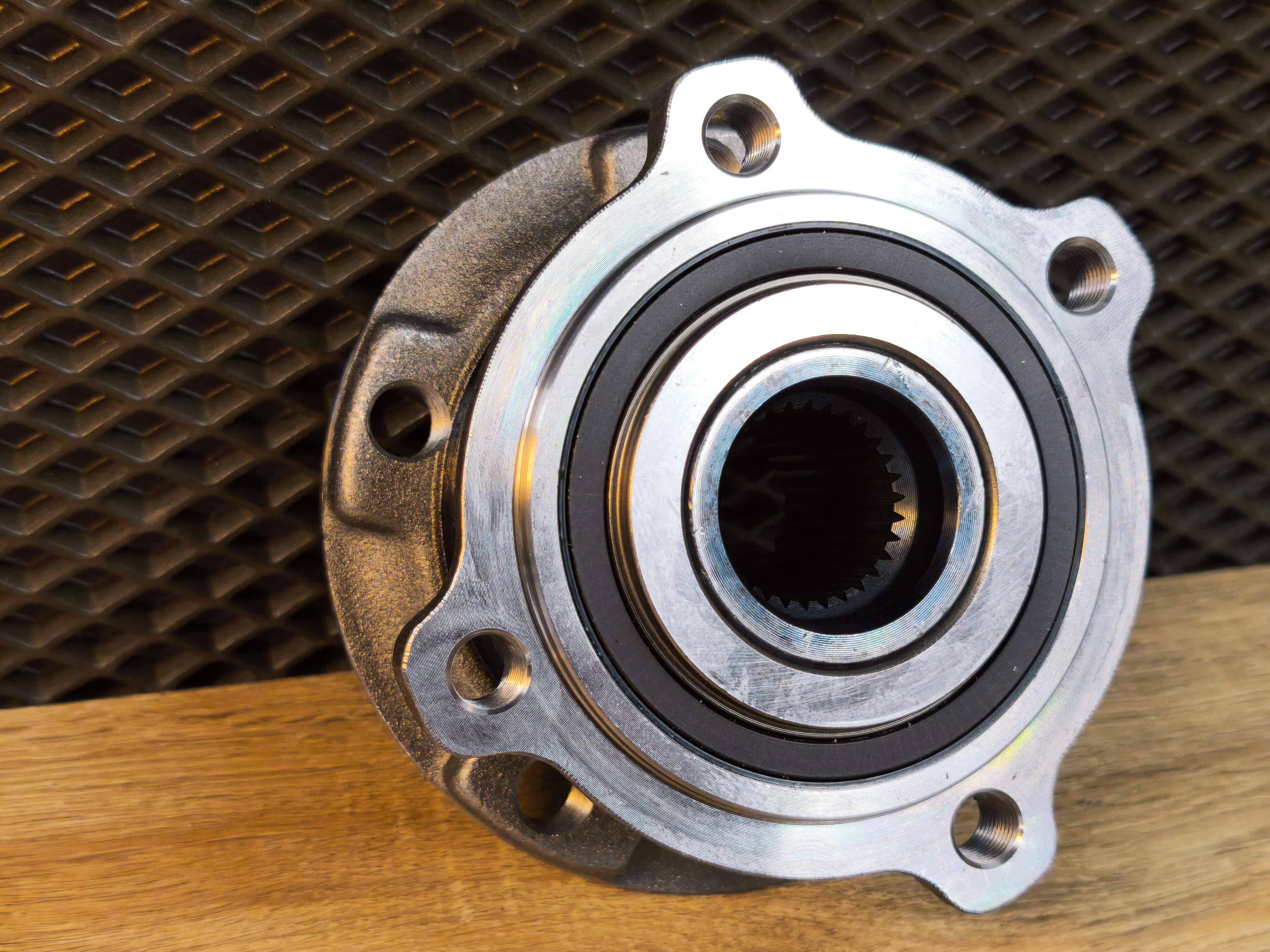 Ступица передняя FAG BMW X5 (E70, F15, F85) 06- / X6 (E71, E72, F16, F86) 08-